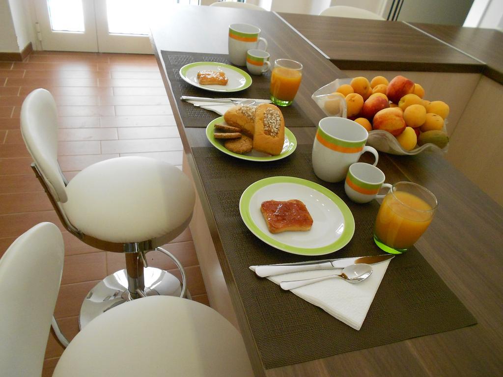 B&B Five Рим Екстериор снимка